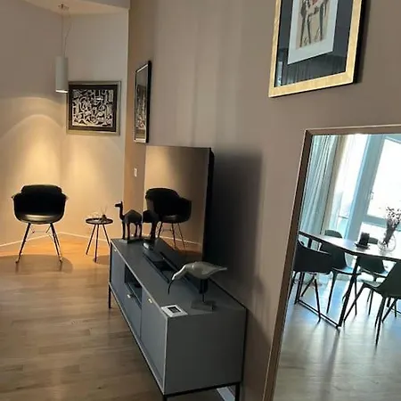 Lml Housing The Place To Be In Apartment Rom